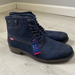 Levi’s Sheffield Suede Navy Boots Size 11